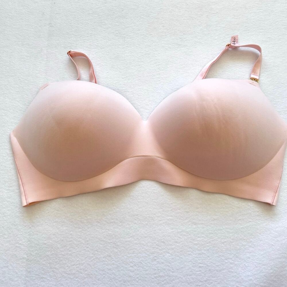 Victoria’s Secret Light Pink Strapless Bra 44DD Wireless Padded Plunge